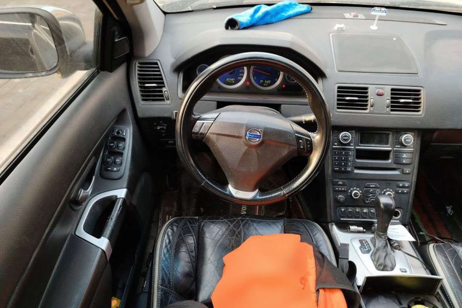 Used Volvo XC90 2011 2.5T Nordic-style Sport Edition Steering Wheel