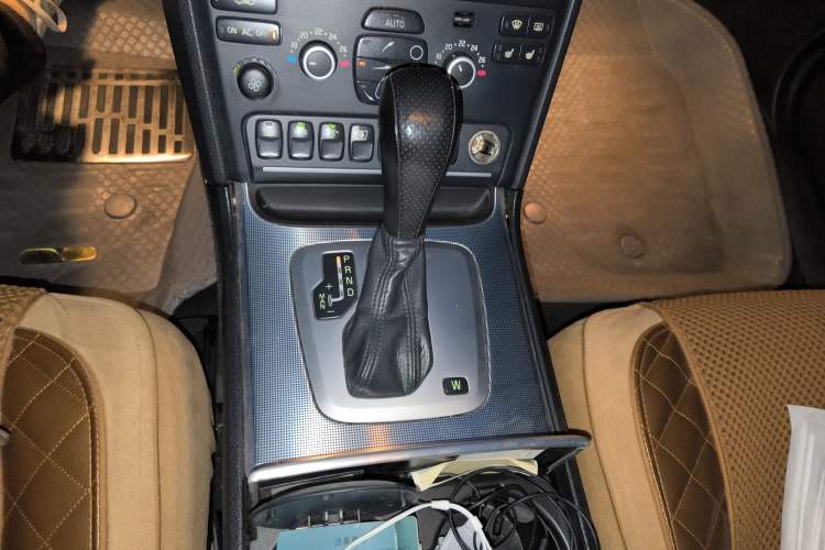 Used Volvo XC90 2011 2.5T Nordic-style Sport Edition Gear Lever