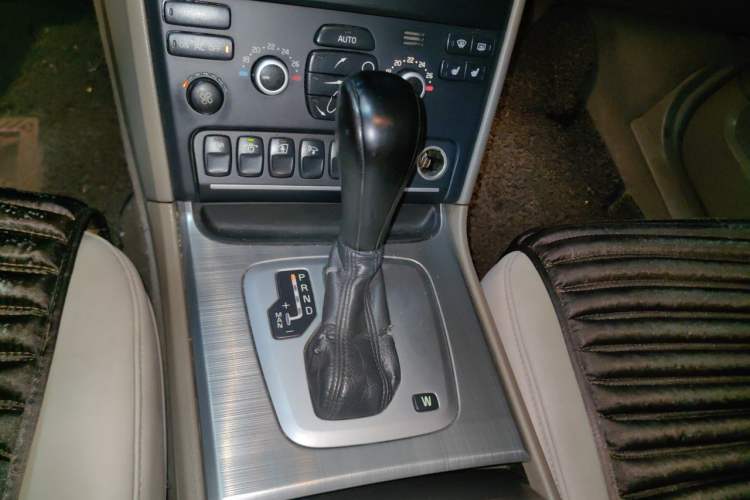 Used Volvo XC90 2011 2.5T Nordic Luxury Edition Gear Lever