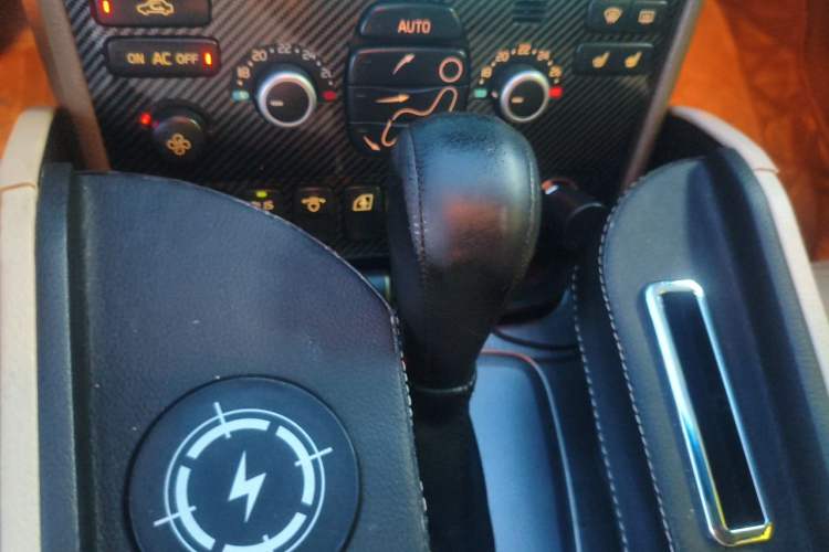 Used Volvo XC90 2011 2.5T AWD Gear Lever