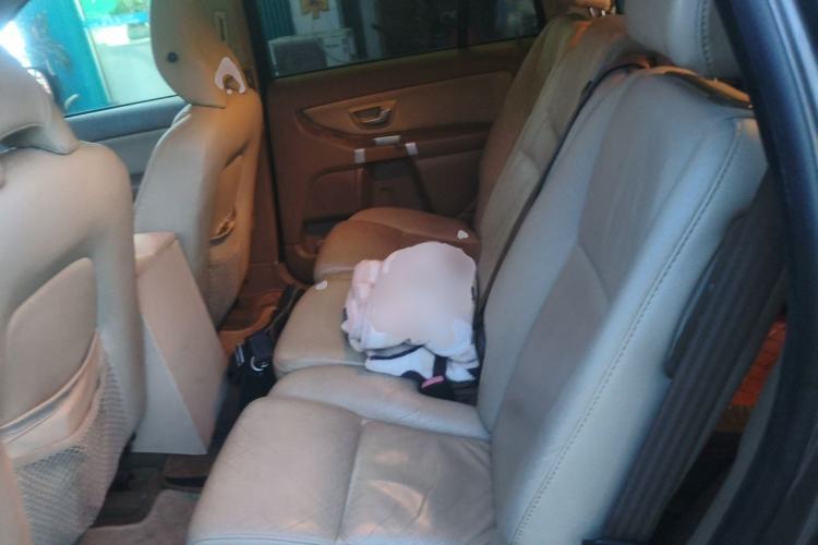 Used Volvo XC90 2011 2.5T AWD Left Rear Seat