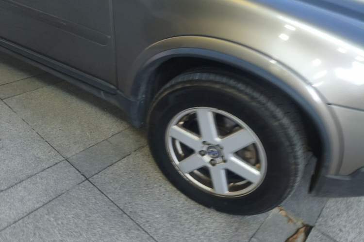 Used Volvo XC90 2011 2.5T AWD Right Front Wheel Hub