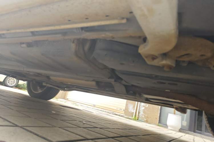 Used Volvo XC90 2011 2.5T R-Design Chassis Rear Left
