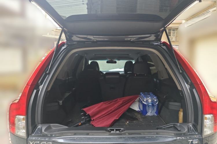 Used Volvo XC90 2011 2.5T R-Design Trunk