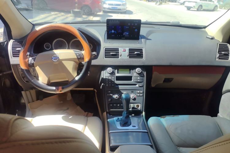 Used Volvo XC90 2012 2.5T Nordic Luxury Edition Center Console