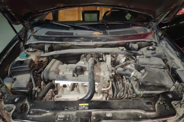 Used Volvo XC90 2012 Revised Version 2.5T Luxury Edition Engine Bay