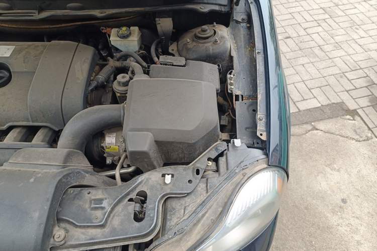 Used Volvo XC90 2012 3.2 Nordic Style Sport Edition Engine Bay Left