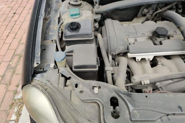 Used Volvo XC90 2012 2.5T Nordic Luxury Edition Engine Bay Right