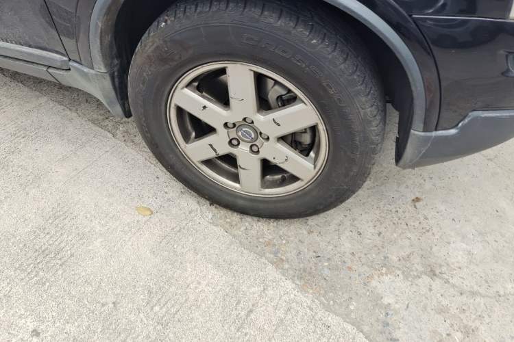 Used Volvo XC90 2012 Revised Version 2.5T Luxury Edition Right Front Wheel Hub