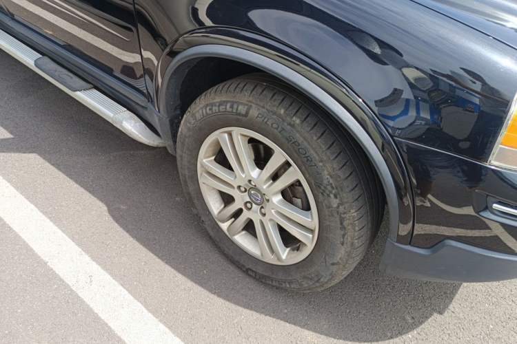 Used Volvo XC90 2012 2.5T Nordic Executive Edition Right Front Wheel Hub