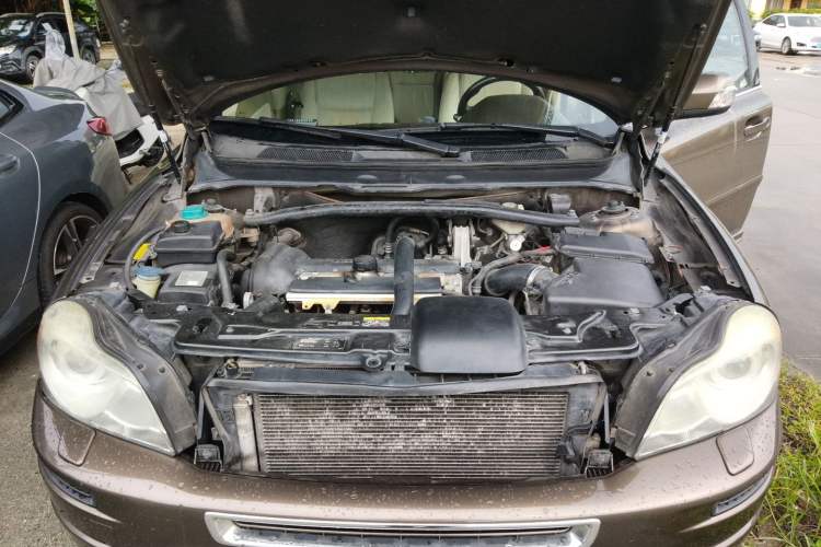 Used Volvo XC90 2012 Revised Version 2.5T Luxury Edition Engine Bay