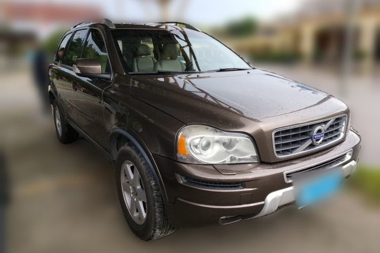 Used Volvo XC90 2012 Revised Version 2.5T Luxury Edition Front Right 45 Deg