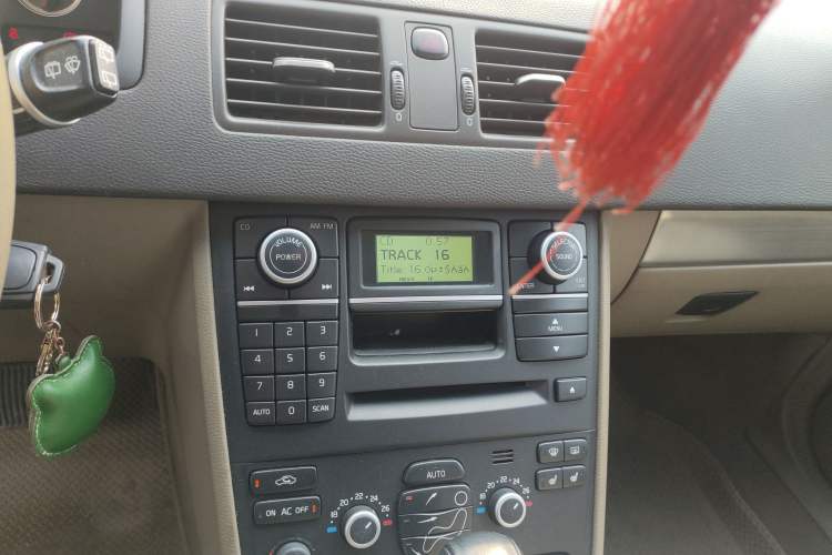 Used Volvo XC90 2012 2.5T Nordic Luxury Edition Audio And AC Panel