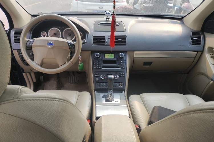 Used Volvo XC90 2012 2.5T Nordic Luxury Edition Center Console