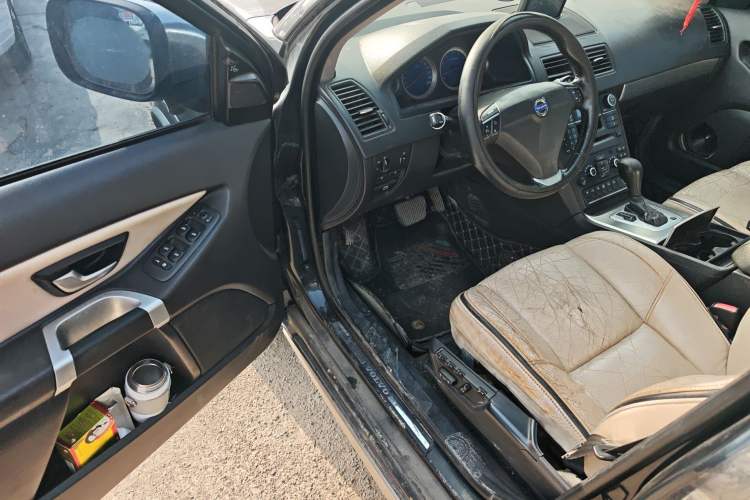 Used Volvo XC90 2012 Revised Version 2.5T Luxury Edition Driver Seat