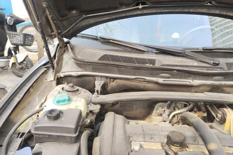 Used Volvo XC90 2012 2.5T Nordic Luxury Edition Engine Bay Right