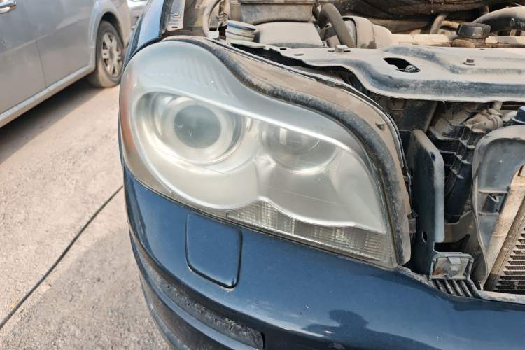 Used Volvo XC90 2012 Revised Version 2.5T Luxury Edition Right Front Headlight