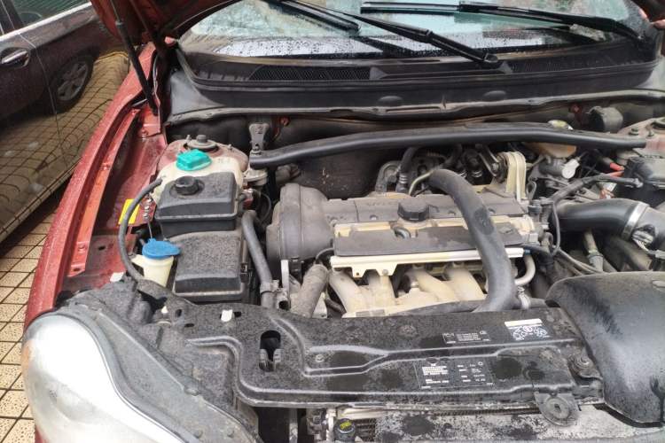 Used Volvo XC90 2012 Revised Version 2.5T Luxury Edition Engine Bay Right