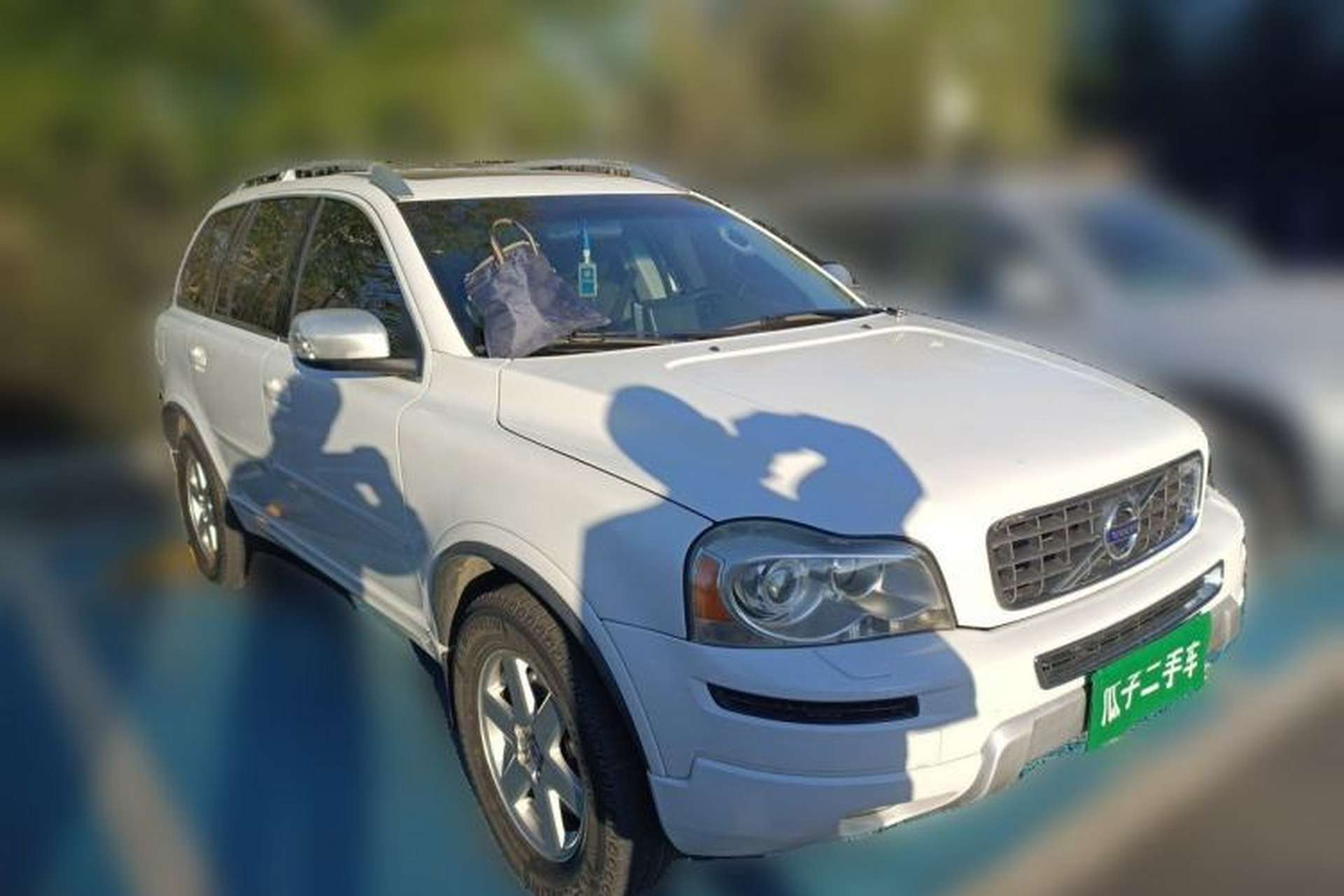 Used Volvo XC90 2012 Revised Version 2.5T Luxury Edition Front Right 45 Deg