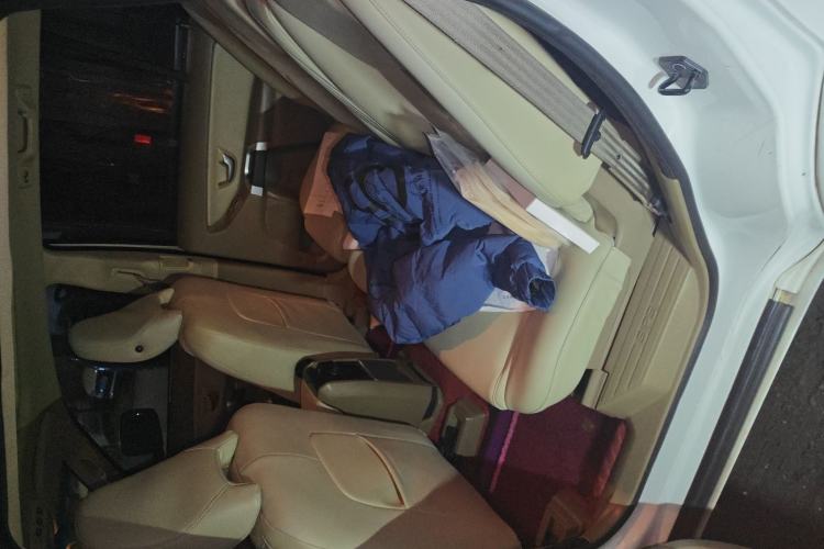 Used Volvo XC90 2012 Revised Version 2.5T Executive Edition Left Rear Seat