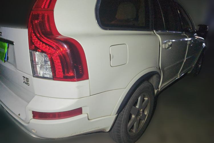 Used Volvo XC90 2012 Revised Version 2.5T Executive Edition Rear Right 45 Deg