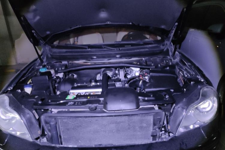 Used Volvo XC90 2013 2.5T T5 Luxury Edition Engine Bay
