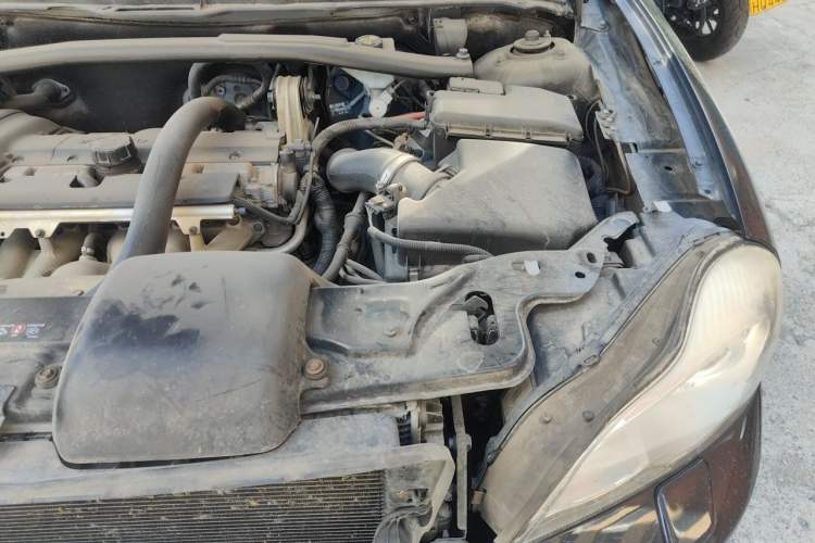 Used Volvo XC90 2013 2.5T T5 Luxury Upgrade Edition Engine Bay Left