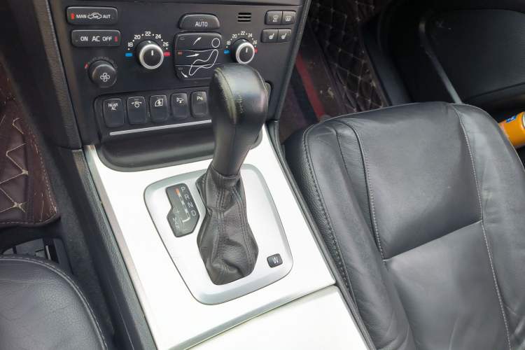 Used Volvo XC90 2013 2.5T T5 Luxury Upgrade Edition Gear Lever