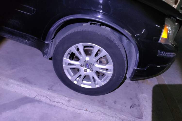 Used Volvo XC90 2013 2.5T T5 Luxury Edition Right Front Wheel Hub