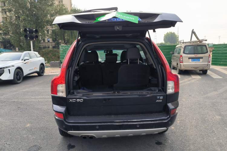 Used Volvo XC90 2013 2.5T T5 Luxury Upgrade Edition Trunk