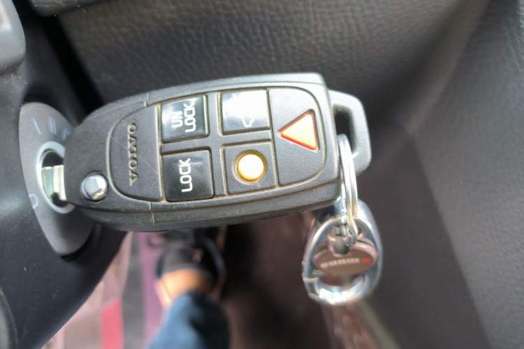Used Volvo XC90 2013 2.5T T5 Luxury Upgrade Edition Vehicle Key