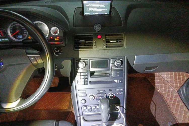 Used Volvo XC90 2013 2.5T T5 Luxury Upgrade Edition Audio And AC Panel