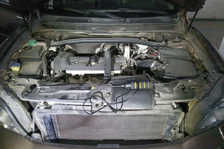 Used Volvo XC90 2013 2.5T T5 Luxury Upgrade Edition Engine Bay