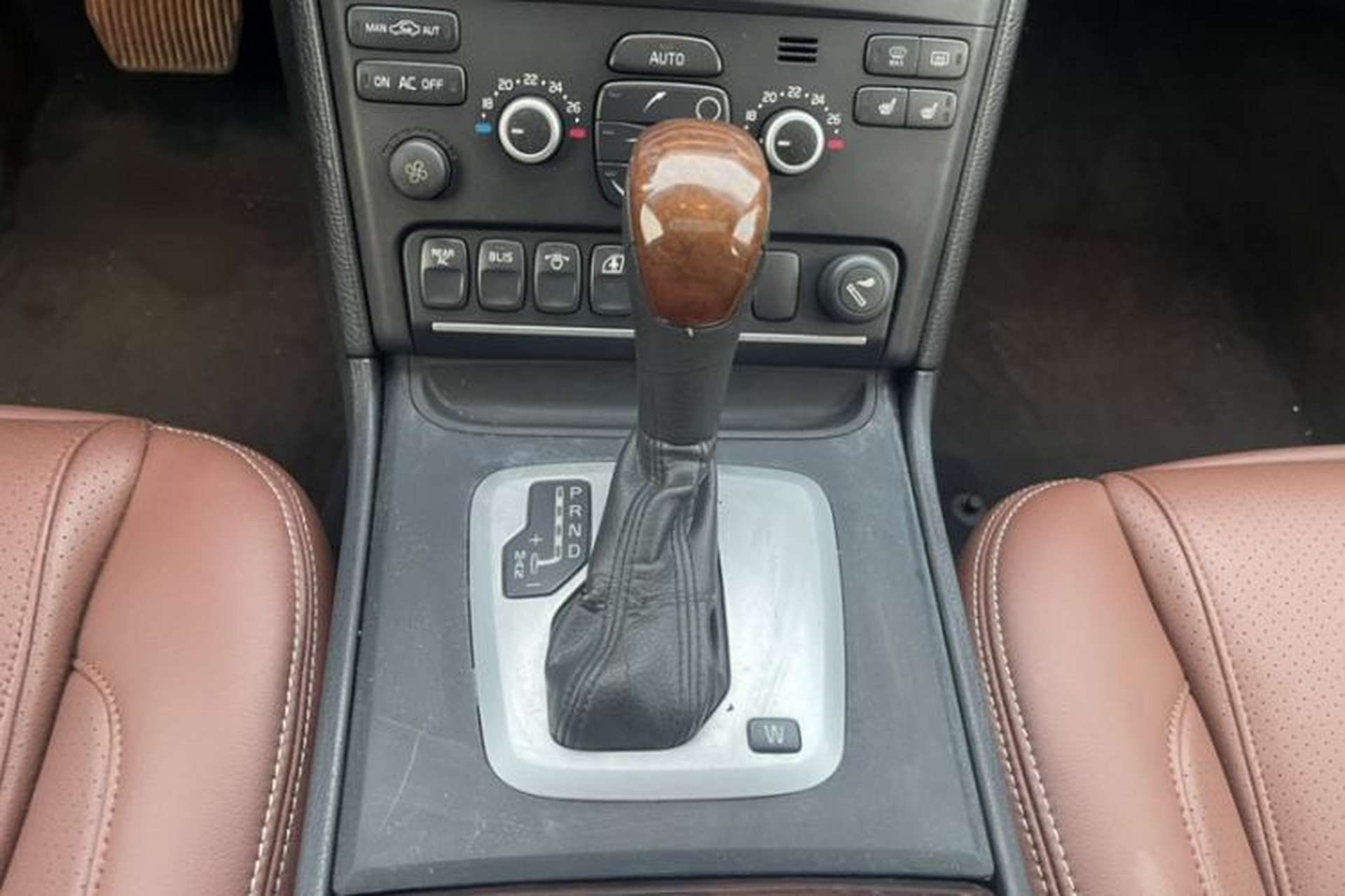 Used Volvo XC90 2013 2.5T T5 Executive Upgrade Edition Gear Lever