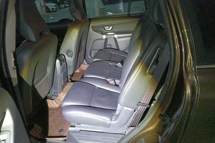 Used Volvo XC90 2013 2.5T T5 Luxury Upgrade Edition Left Rear Seat
