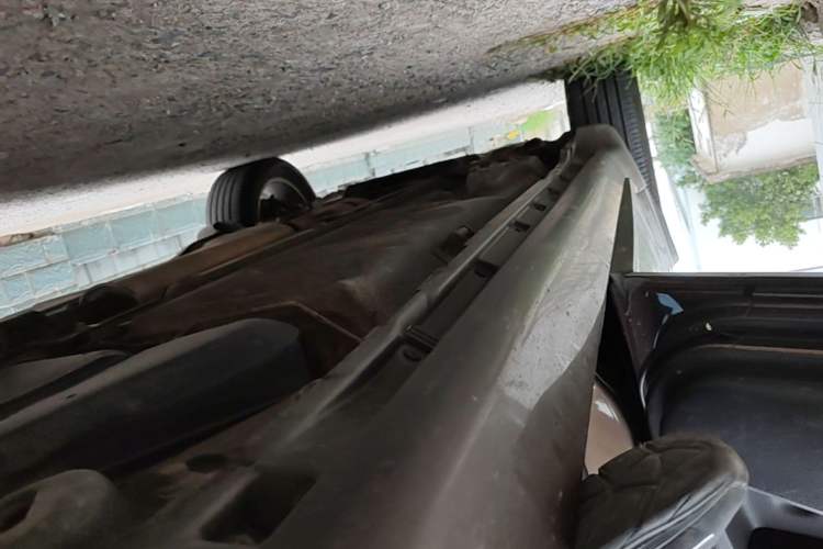 Used Volvo XC90 2013 2.5T T5 Luxury Edition Left Side Sill
