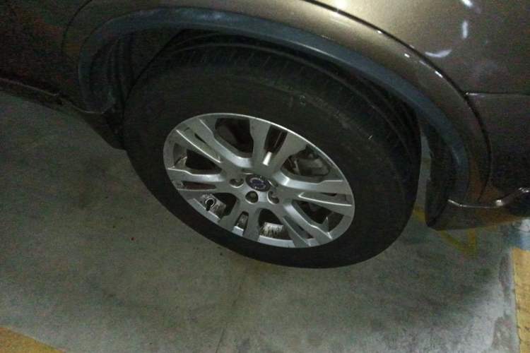 Used Volvo XC90 2013 2.5T T5 Luxury Upgrade Edition Right Front Wheel Hub