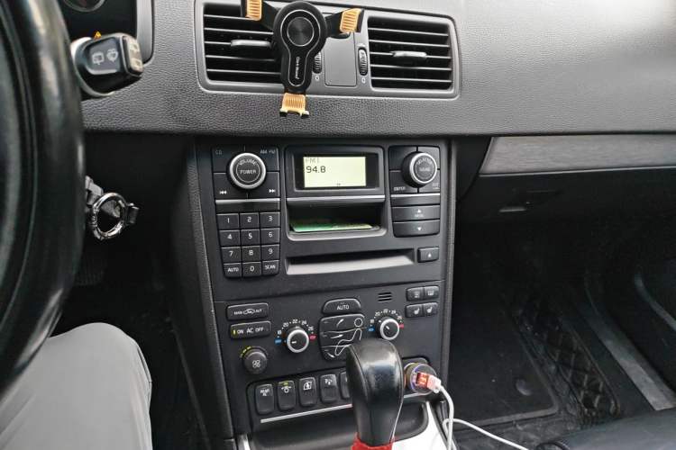 Used Volvo XC90 2013 2.5T T5 Luxury Upgrade Edition Audio And AC Panel