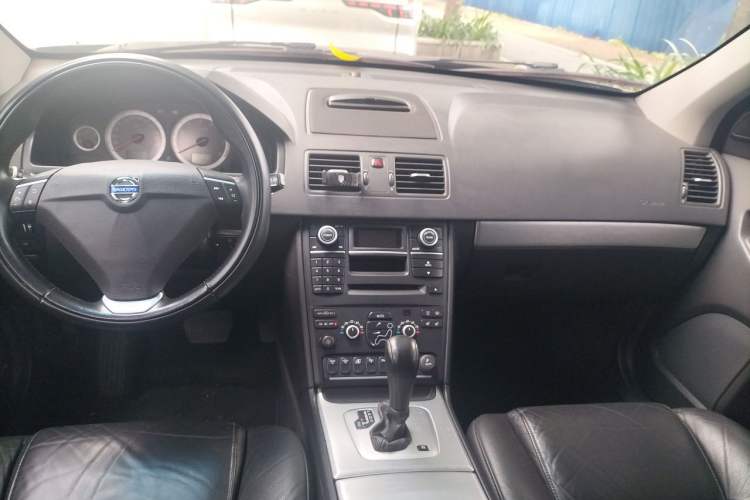 Used Volvo XC90 2013 2.5T T5 Luxury Edition Center Console