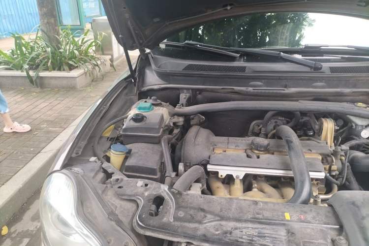Used Volvo XC90 2013 2.5T T5 Luxury Edition Engine Bay Right