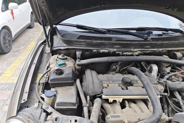 Used Volvo XC90 2013 2.5T T5 Luxury Upgrade Edition Engine Bay Right