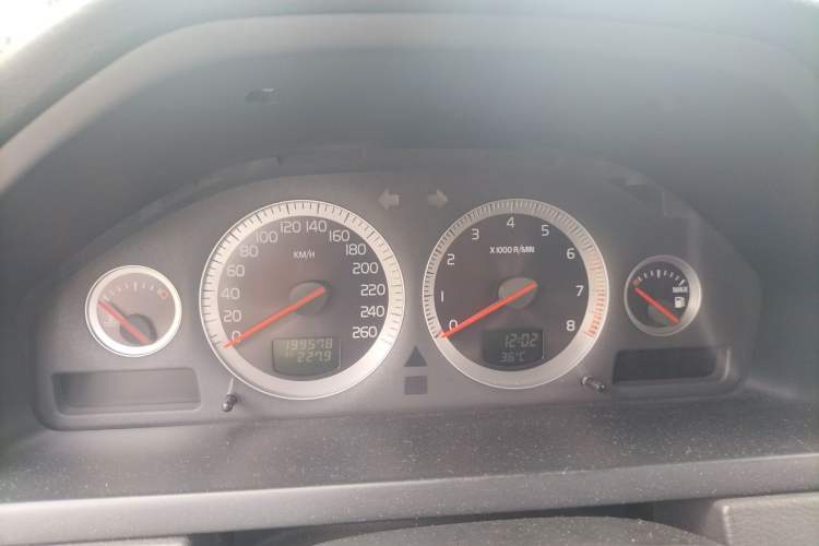 Used Volvo XC90 2013 2.5T T5 Luxury Edition Instrument Cluster