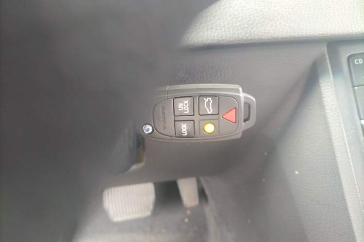Used Volvo XC90 2013 2.5T T5 Luxury Edition Vehicle Key