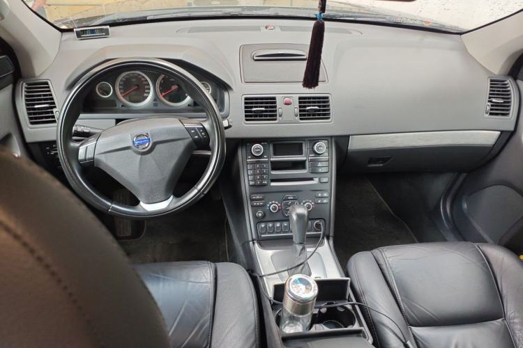Used Volvo XC90 2013 2.5T T5 Luxury Edition Center Console