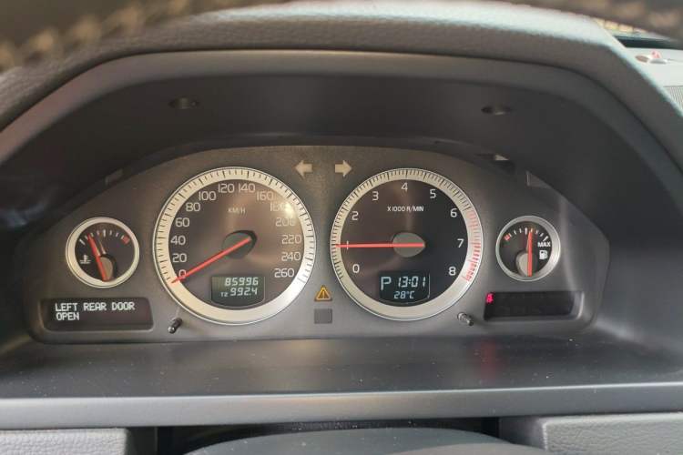 Used Volvo XC90 2013 2.5T T5 Luxury Edition Instrument Cluster