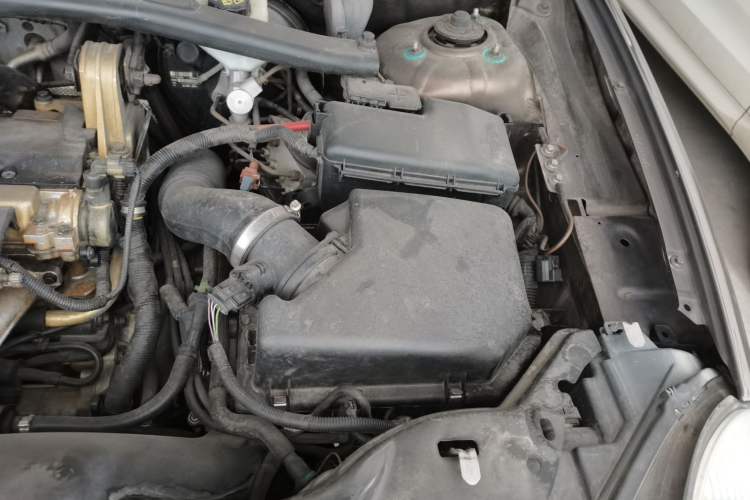 Used Volvo XC90 2013 2.5T T5 Luxury Upgrade Edition Engine Bay Left