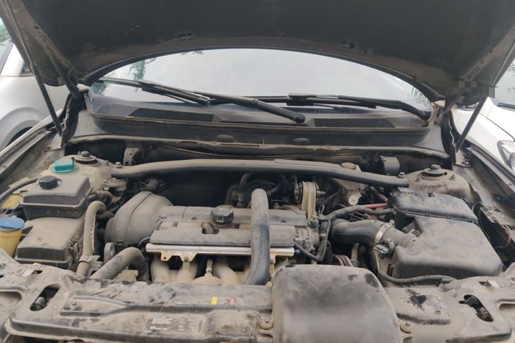 Used Volvo XC90 2013 2.5T T5 Executive Upgrade Edition Engine Bay