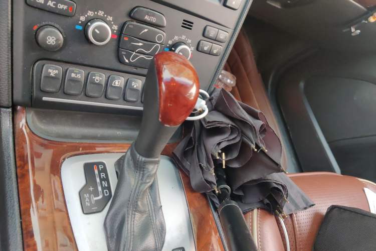 Used Volvo XC90 2013 2.5T T5 Executive Upgrade Edition Gear Lever