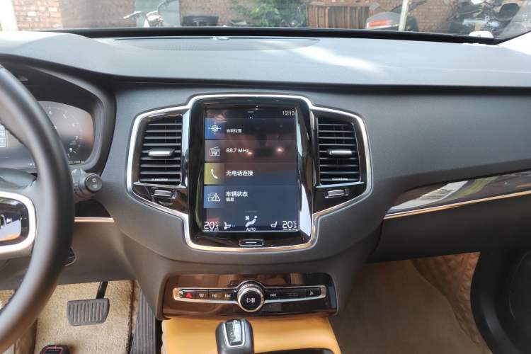 Used Volvo XC90 2015 T6 Zhiya Edition 7-seater Audio And AC Panel