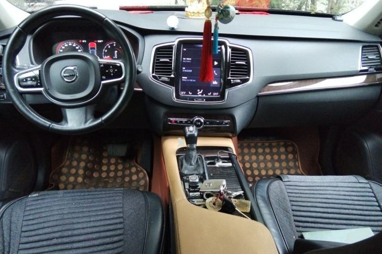 Used Volvo XC90 2015 T6 Zhiya Edition 7-seater Center Console